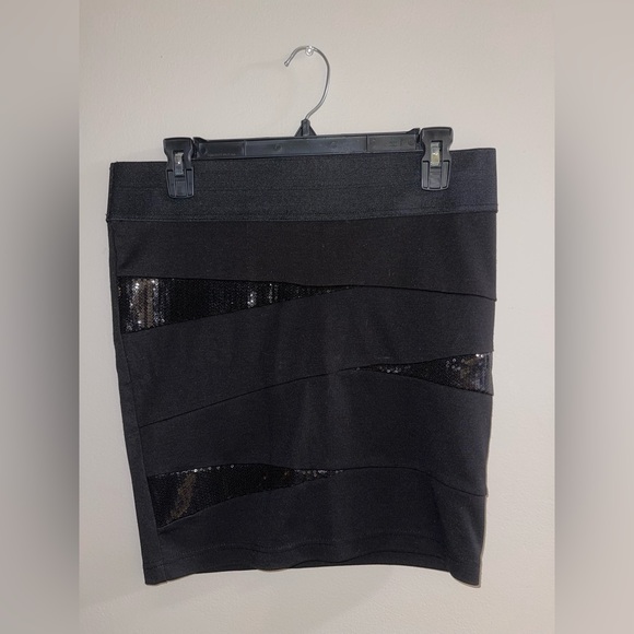 Maurices Black Sequin Mini Skirt - Medium - Picture 1 of 6